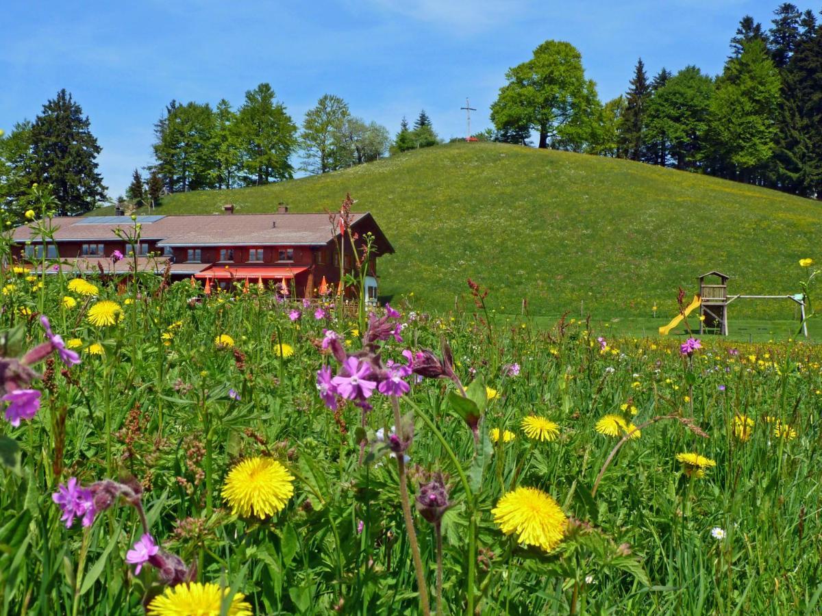 Alpengasthof Brueggele Hotel Alberschwende Bagian luar foto