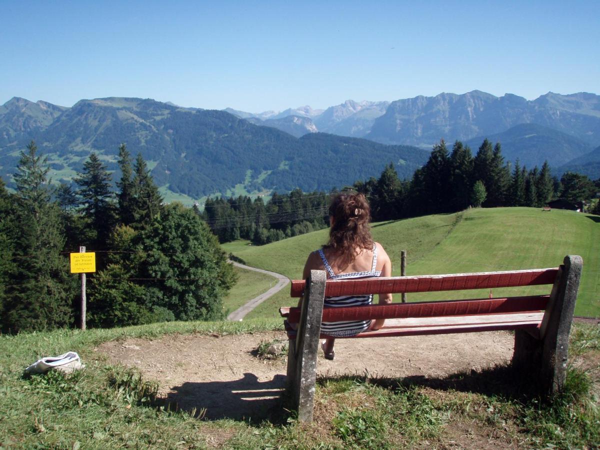 Alpengasthof Brueggele Hotel Alberschwende Bagian luar foto